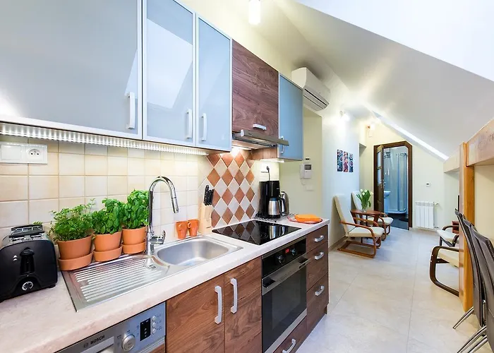 Vanilla Apartment 3